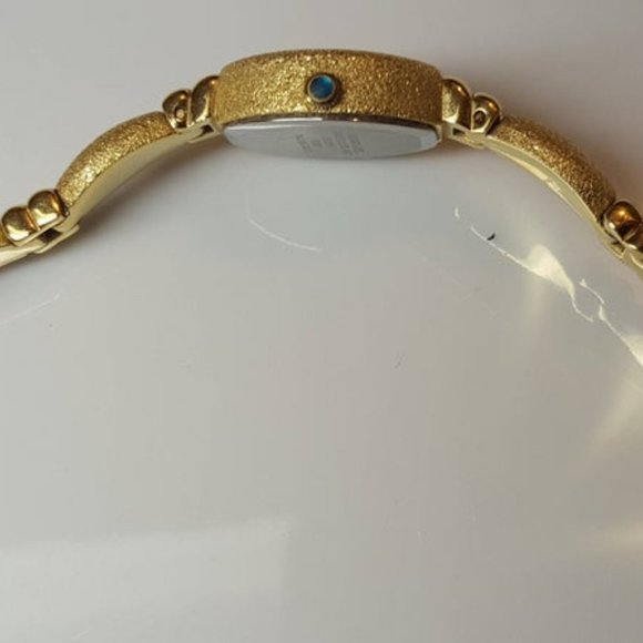 Working Armitron Now Diamond Chip One Jewel - Picture 5 of 8